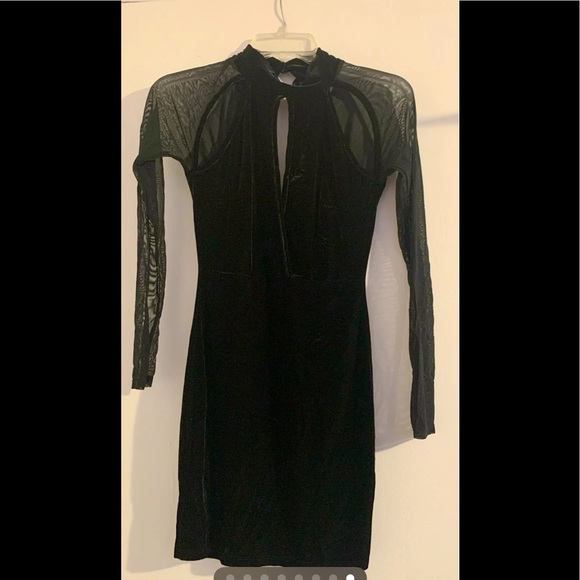 Size S clothes Lot - Picture 8 of 8